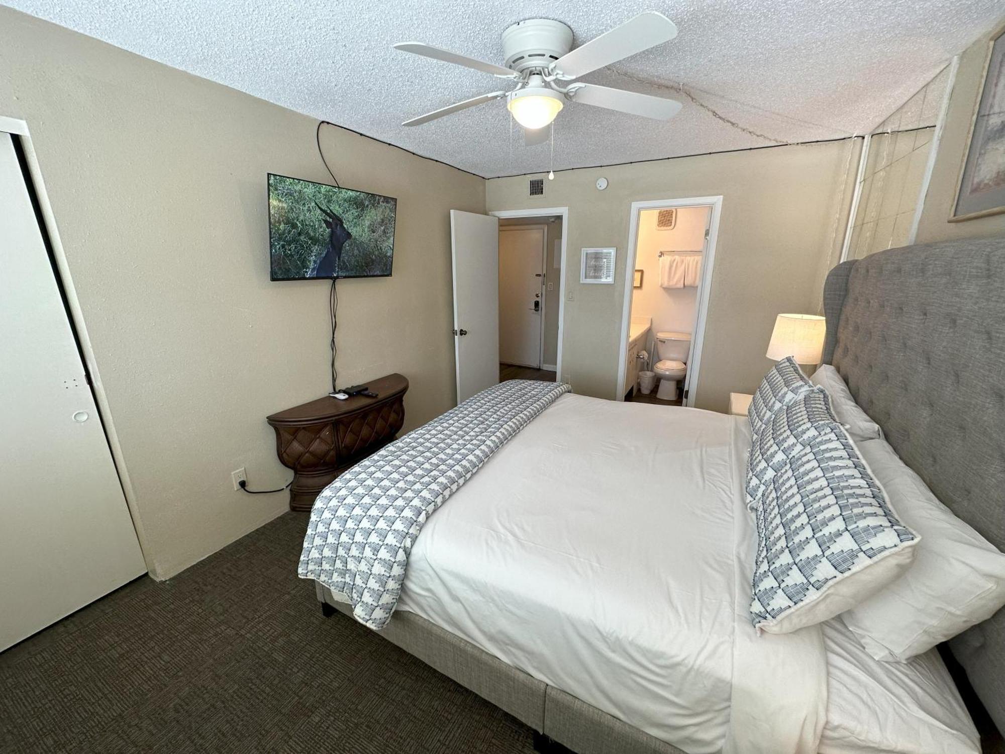 Beautiful Front At Pinnacle Port A-125 Holiday home